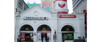 Mall Branding in High Street Phoenix Mall, Mumbai, Mall Advertising Agency,Advertising in Mumbai